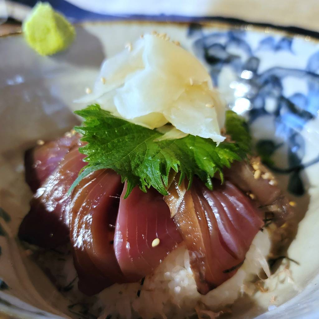 かつを漬け丼