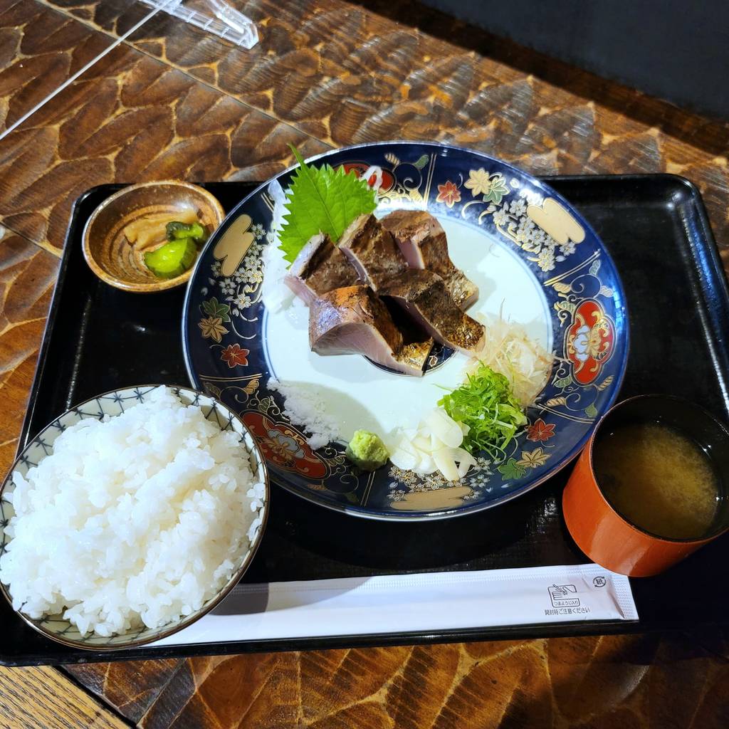 かつをの藁焼き塩たたき定食