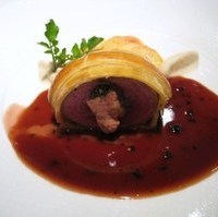 子羊のパイ包み焼き