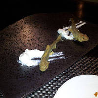 清流の中の稚鮎と山葵薫る水面のディップで