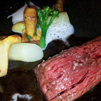 熊本産馬肉　オリーブのソースで