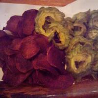 ゴーヤチップａｎｄ紅芋チップ