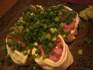 生湯葉ネギトロ巻き