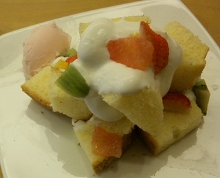 フルーツケーキ