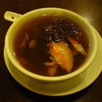 蟹肉のフカヒレスープ