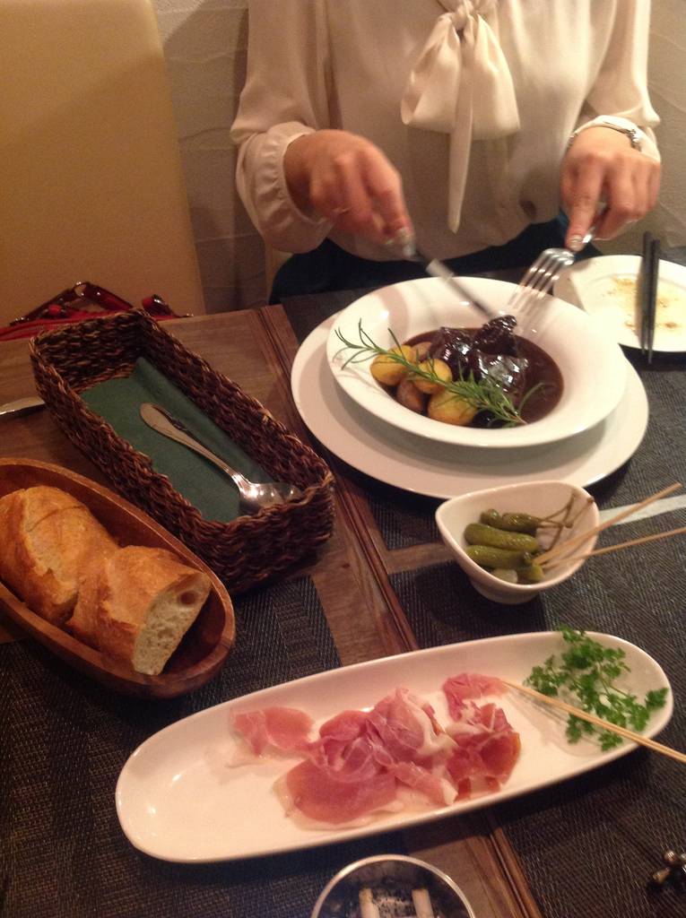 一品一品丁寧な作りの料理!ホホ肉柔らかくて最高でした。