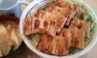 穴子丼