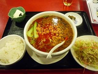 本格四川ゴマ辛味タンタン麺