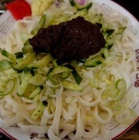 じゃじゃ麺