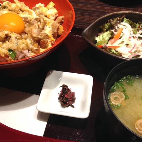 比内地鶏の究極の親子丼