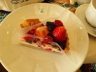 赤いフルーツのタルト