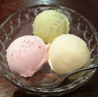 アイスクリーム３種盛合せ