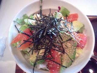 アボカドマグロ丼