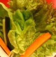 サンチュサラダ