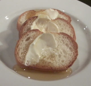 マスカルポーネのハニートースト