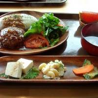 ハンバーグプレート