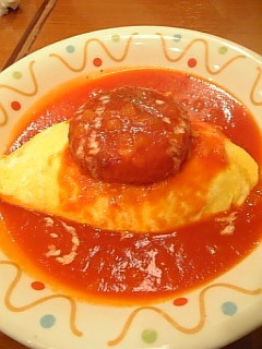 カニクリームコロッケのトマトソースオムライス