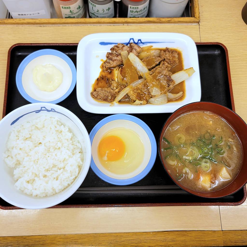 厚切り豚生姜焼定食