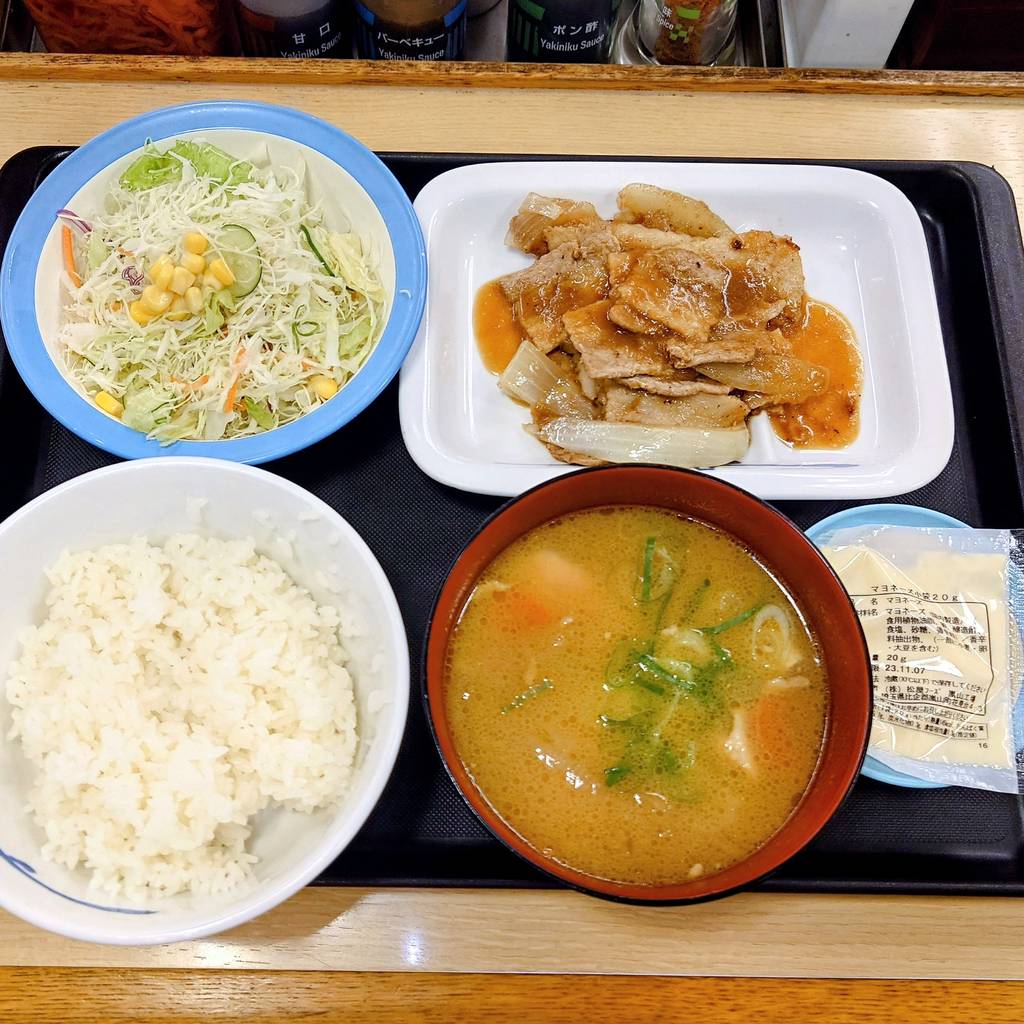 豚カルビ生姜焼定食