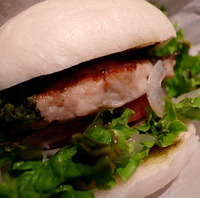 バジルチキンバーガー