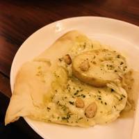 菜の花とじゃがいものジェノバソースピザ