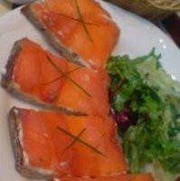 タルティーヌ・サーモン