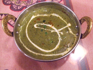 ほうれん草とチキンのカレー