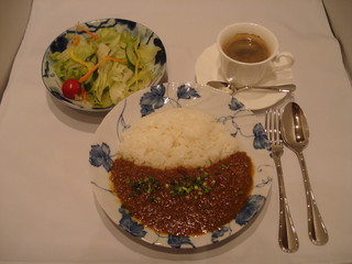 ホンジョー赤キーマカレー
