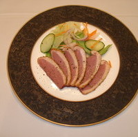 フランス産鴨の燻製　サラダ仕立て　