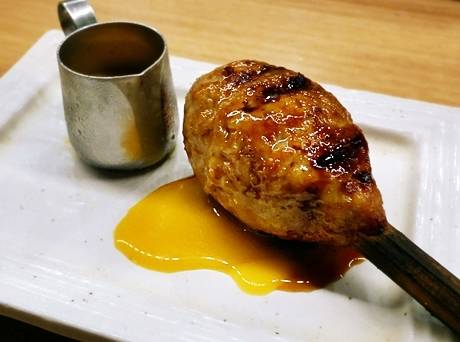 佐田十郎つくね 月見ソース添え