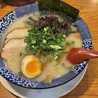 博多とんこつラーメン全部のせ