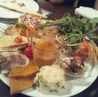 前菜盛り合わせ