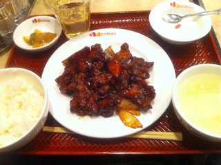 鶏肉の黒酢炒め定食