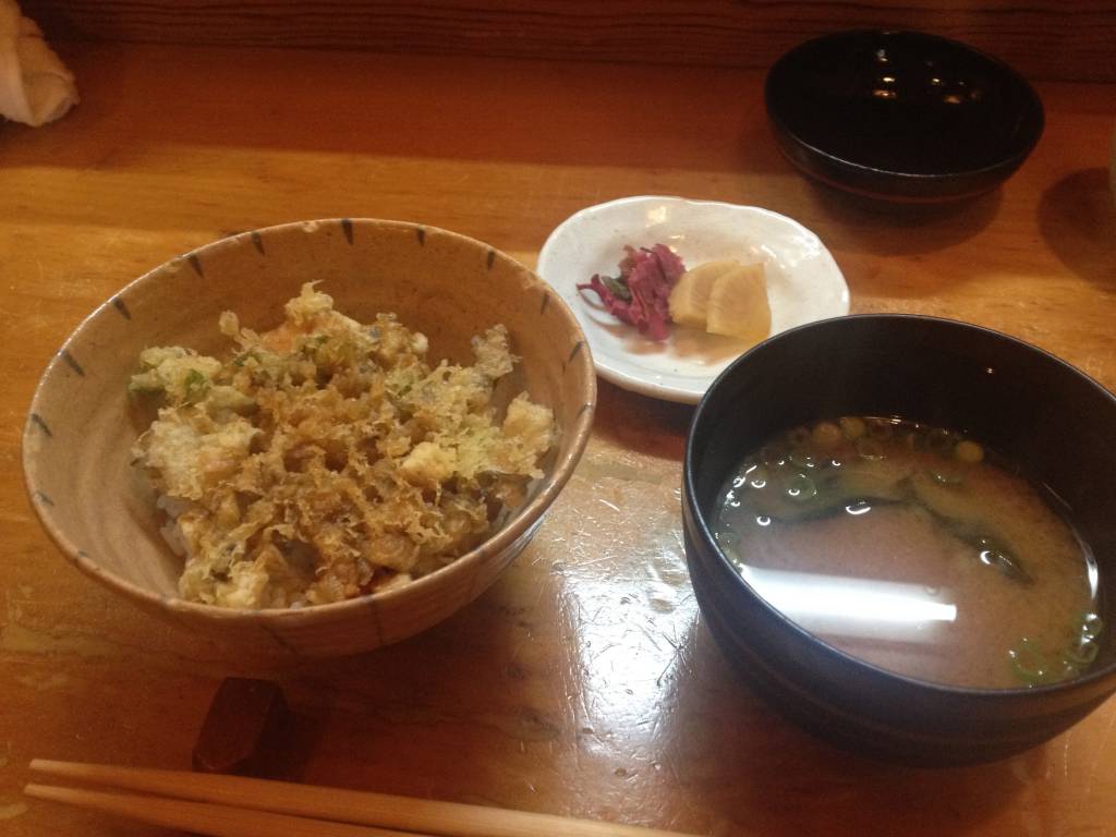 お食事　天丼