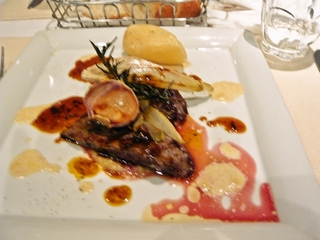 牛頬肉のグリエ