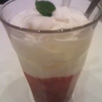 アイスいちごラテ