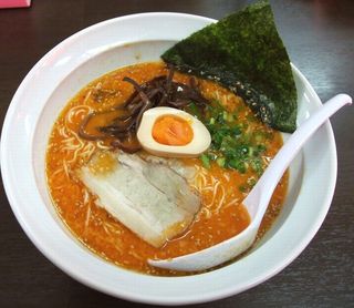 とんこつ坦々麺