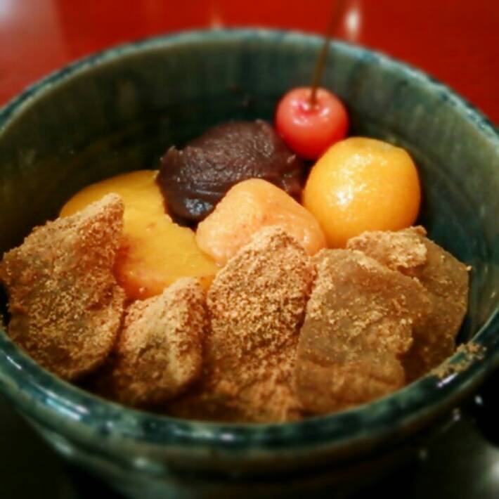 わらび餅あんみつ