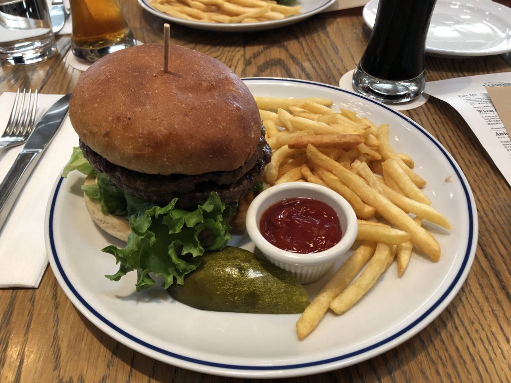 T.Y.HARBOR BURGER