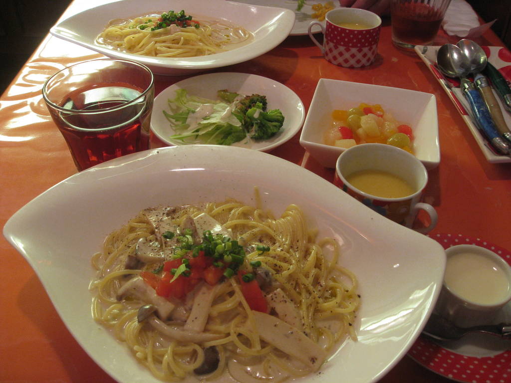 きのこのゴルゴンゾーラクリームパスタ