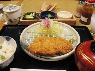 やまと豚・ロースかつ定食