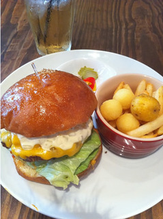 チーズバーガー