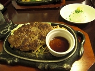 ハンバーグ・和風おろしソース