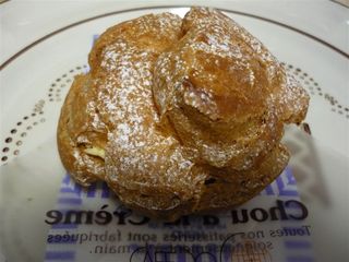 ガロのシュークリーム