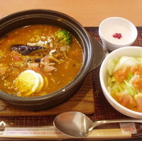 野菜と１８穀のスープカレーご飯