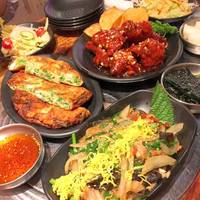 オリジナルチキン半羽、海鮮チヂミ、チャプ…