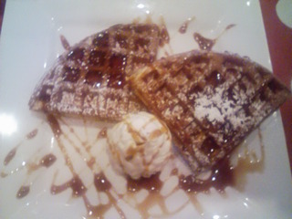 キャラメル＆生クリームワッフル