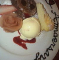 記念日コースのお祝いデザート