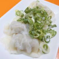 一口水餃子　４個