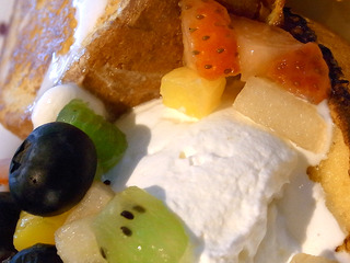 フレンチトースト＋フルーツ